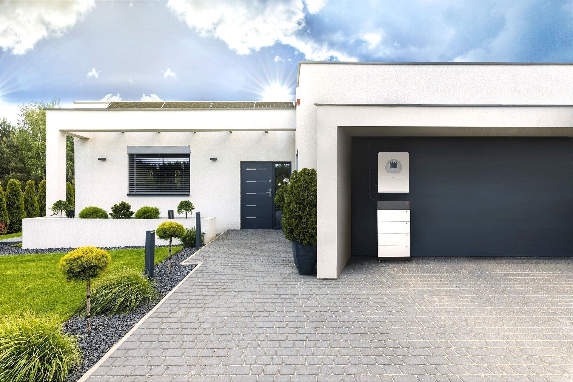 Solar Batteries Explained – Are They Worth It?